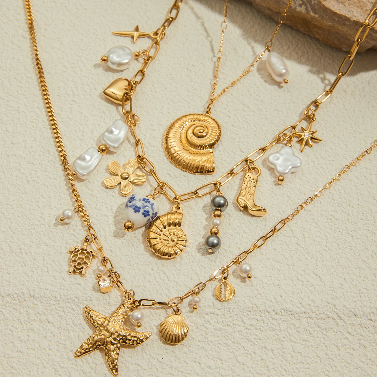 2025 Bohemian Style Multi-pendant Marine Element Shell Necklace 18K Gold-plated Stainless Steel Trend Jewelry can be Stacked