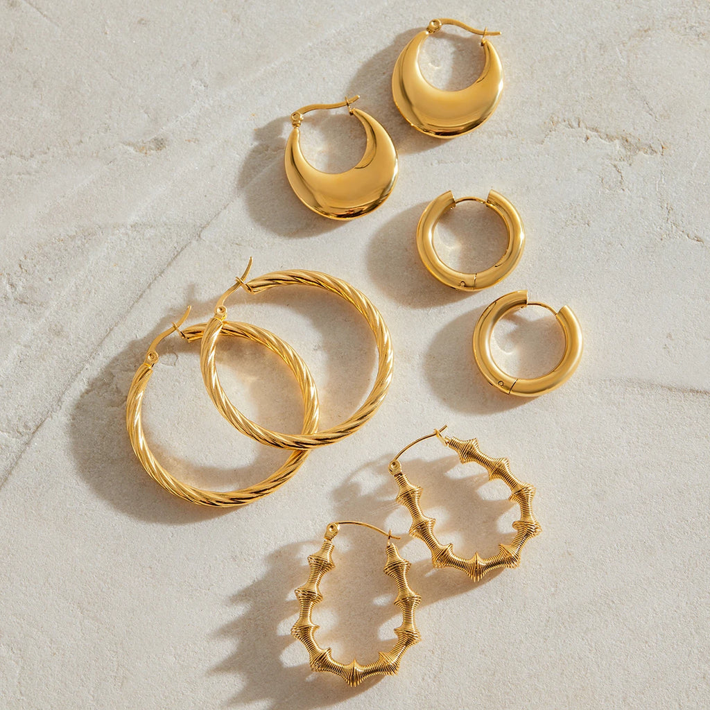 2025 Classic Minimalist 18K Gold-plated Stainless Steel Earrings Wavy U-shaped Women's Daily Waterproof Accessories