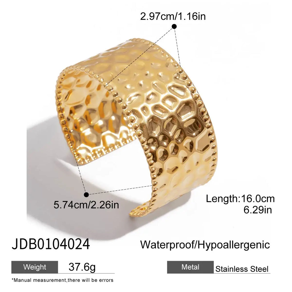 2025 Fashion Trend Women's Hammer Pattern Wide Open Bracelet 18K Gold-plated Stainless Steel Waterproof Jewelry for Party