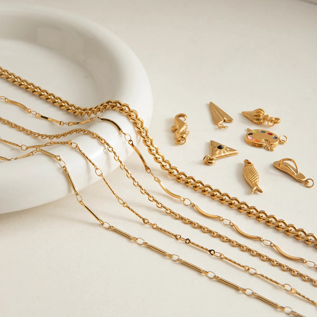 2025 Geometric Semi-arc Stainless Steel Handmade Chains Necklace 18K Gold-plated Women's Thin Chain Necklace Waterproof