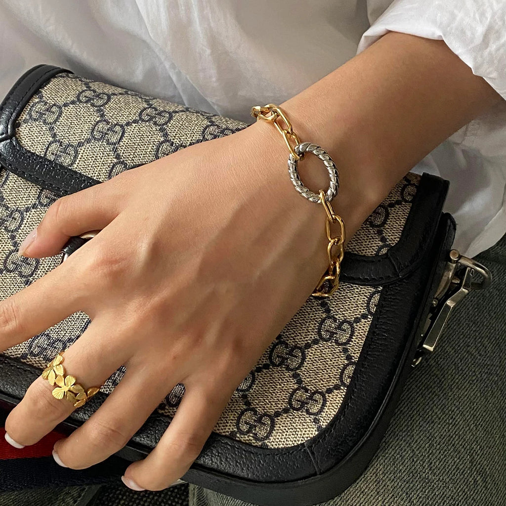 18K Gold Stainless Steel Gold and Silver Matching Color Oval Twisted Pendant Interlocking Oval Two-Tone Bracelet