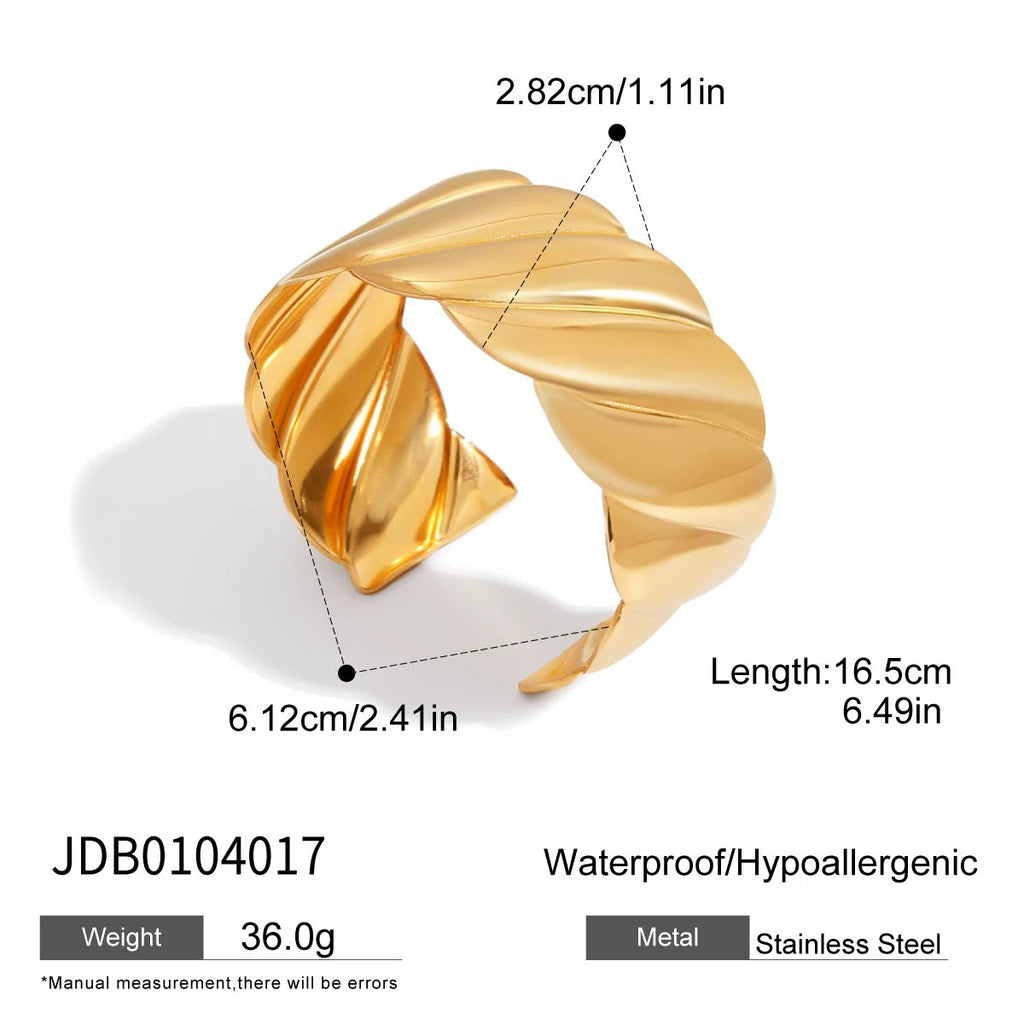 2025 Fashion Trend Women's Hammer Pattern Wide Open Bracelet 18K Gold-plated Stainless Steel Waterproof Jewelry for Party