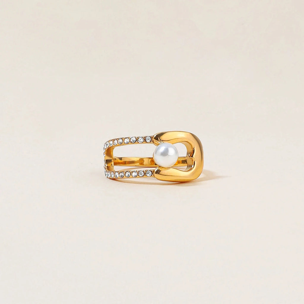 2025 Women's Daily Fashion Paperclip Design Closed Ring 18K Gold Plated Stainless Steel Pearl Rhinestone Decoration Jewelry